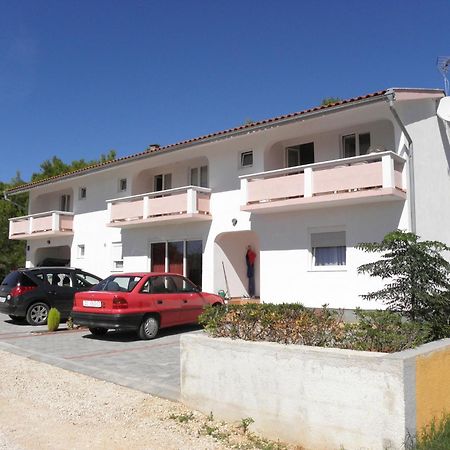 Apartments Vink Vir Buitenkant foto