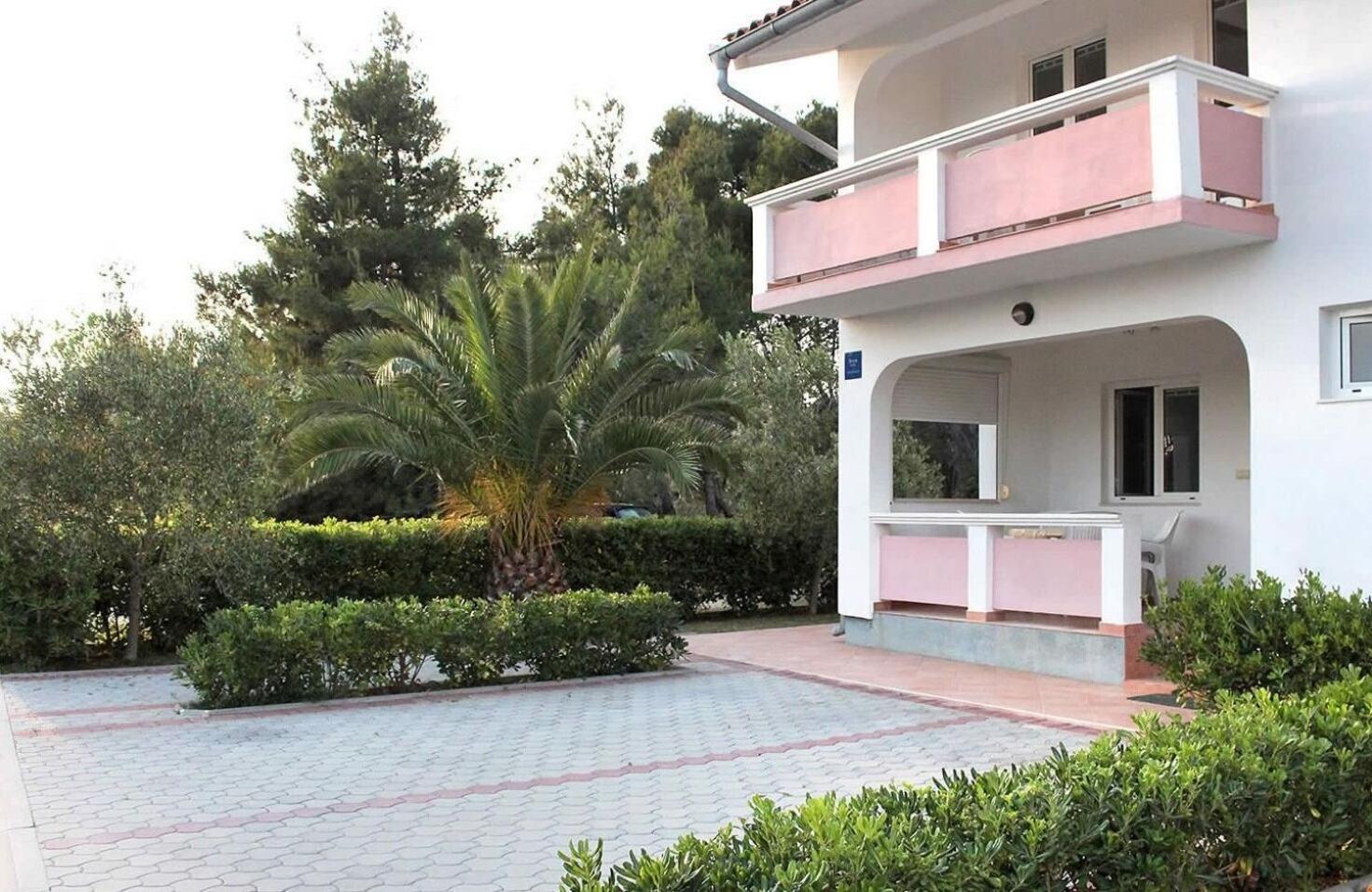 Apartments Vink Vir Buitenkant foto